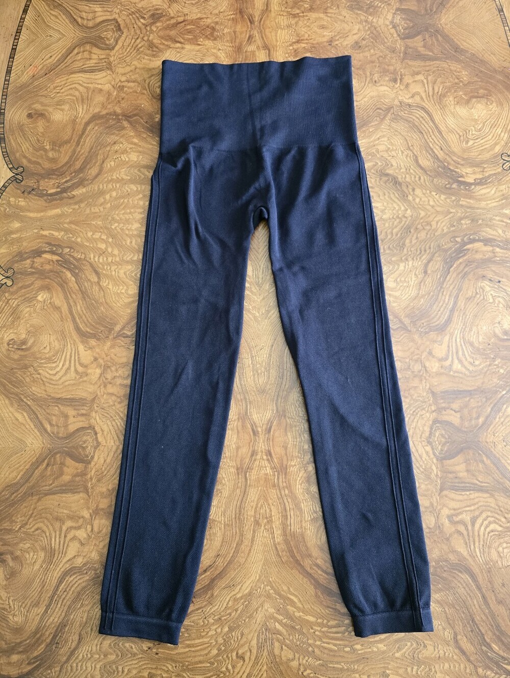 Spanx Look At Me Now Seamless Leggings Black Womens Size Large - Picture 3 of 3